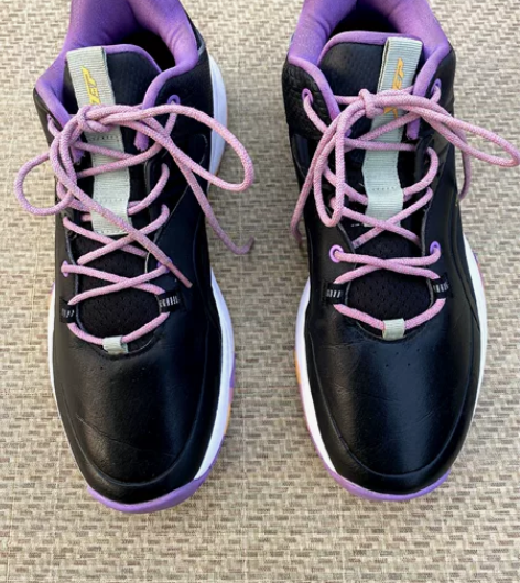 44码  正品特步运动鞋鞋 鞋   成色如...