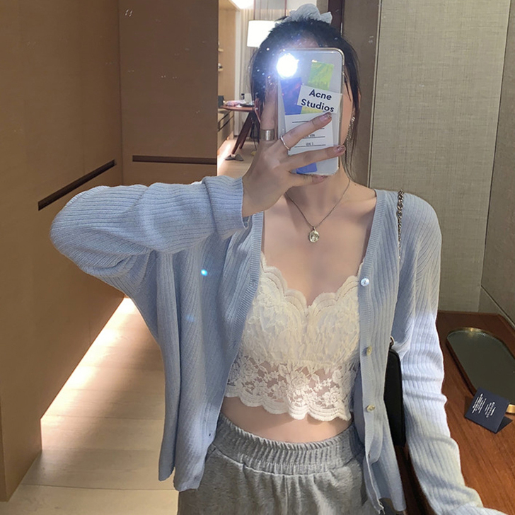 喜蝶诗 毛针织衫  仅试穿