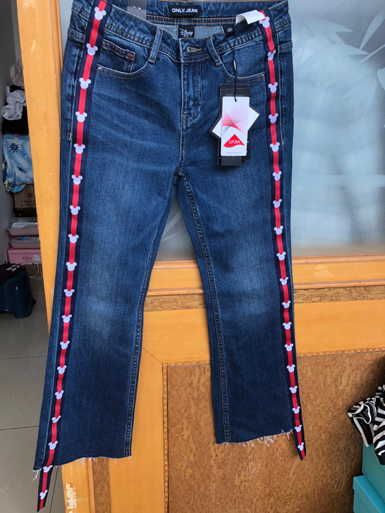 only牛仔裤，正品，吊牌还在，155XS...