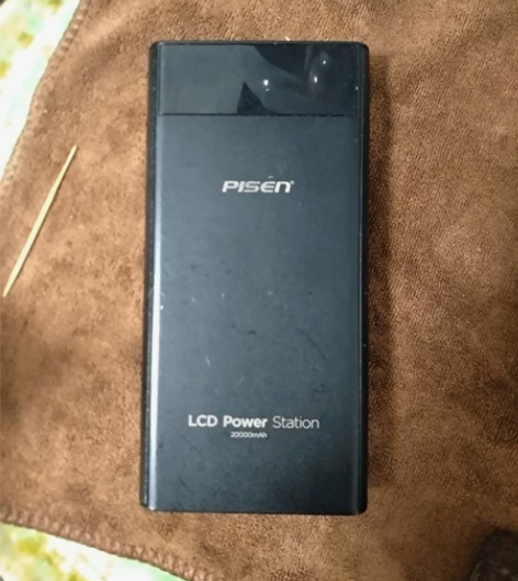 两块8层新的品胜充电宝，2万的，正常使用，...