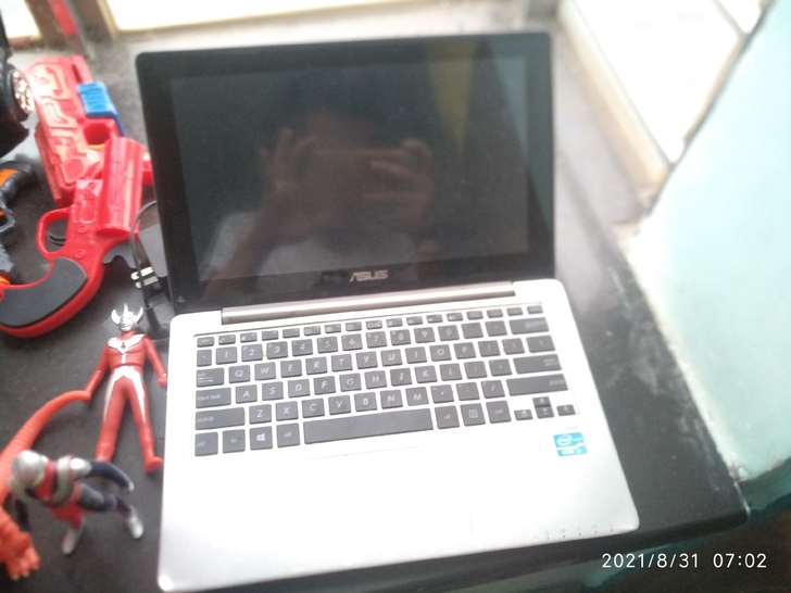 自用华硕S200E笔记本电脑 i3 触摸屏