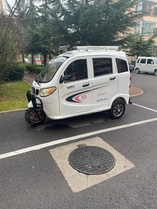 出售19年，配置逆天200水冷摩托三轮一辆...