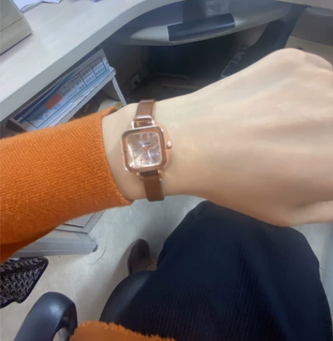 小众自用闲置女款手表全新皮带完好无损正常走...