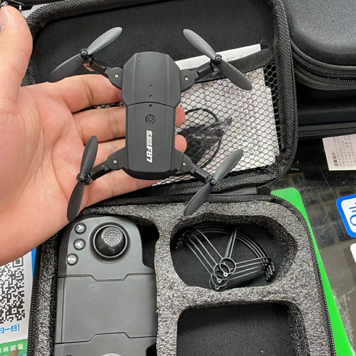 超实惠无人机航拍新货到方便携带+6K双摄像...