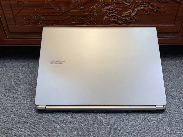 宏碁四核笔记本电脑 内存4+120G固态硬...