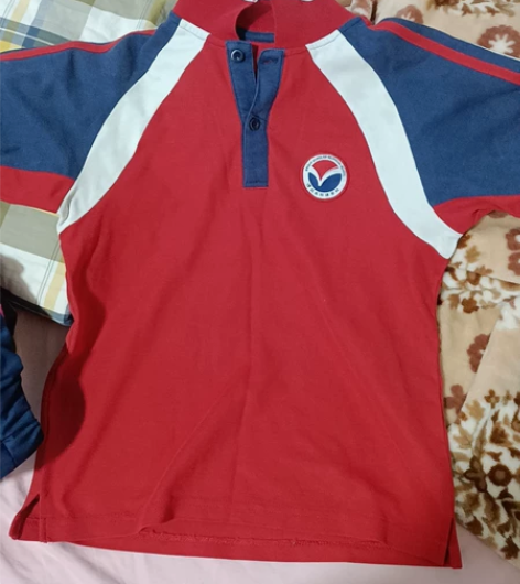 碧桂园校服145码 感兴趣的话点“我想要”...