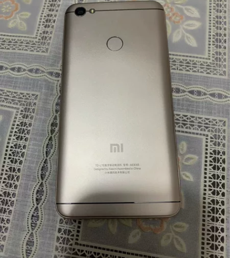 小米手机MDE6s 64G 外观...