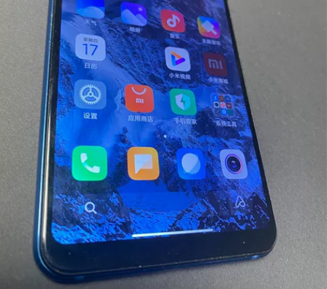 小米8青春版6+64g 成色自己看 账号已...