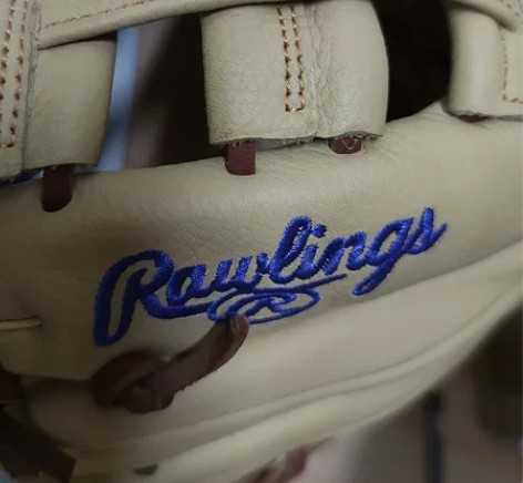 rawlings  九成新    右投11...