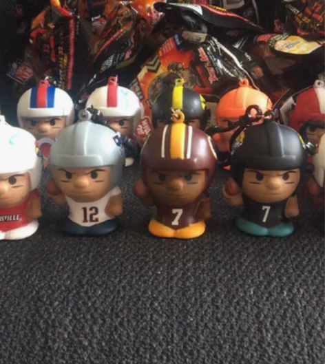 NFL美国职业橄榄球联盟 球星玩偶 慢回弹...