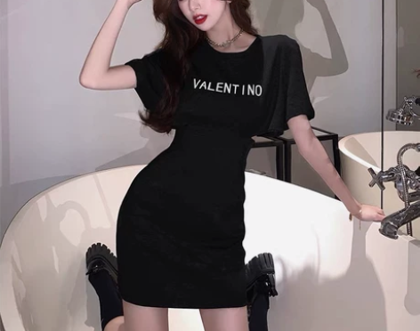 甜辣风性感小众修身褶皱设计包臀连衣裙女韩版...
