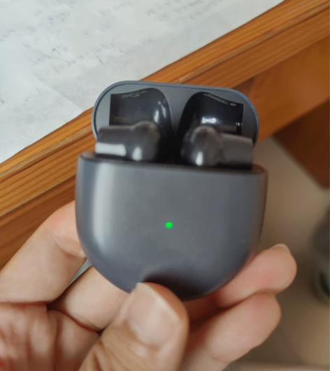 二手自用一加耳机详情见图 开始用苹果教育优...