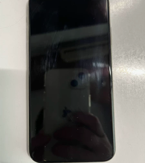 iPhoneX个人使用一手机，全程带套贴膜...