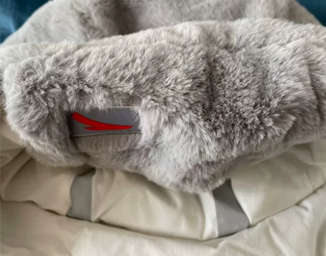 谷爱凌同款雷锋帽  均码安踏全新 专业定制...