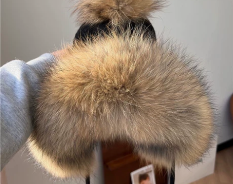 狐狸毛护耳雷锋帽女可爱毛球御寒骑车帽韩版保...