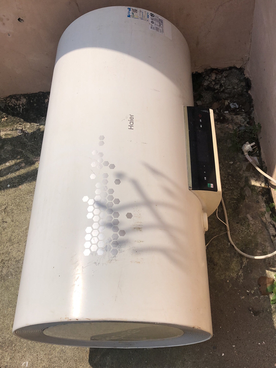 80立升海尔热水器八成新有需要的朋友路过看...