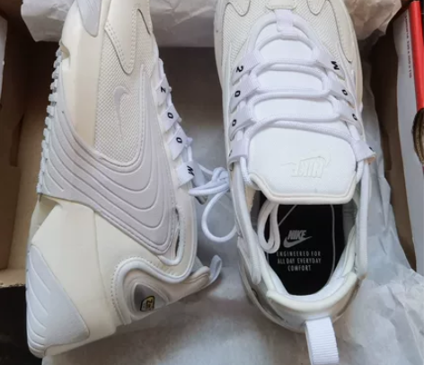 耐克女子休闲鞋AO0354-101 尺码：...