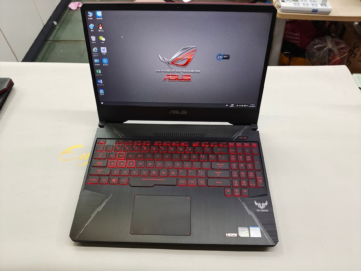 华硕 飞行堡垒FX86吃鸡游戏本I5 10...