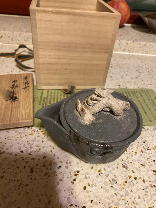 日本青备前烧 铃木黄弋白龙摘宝瓶 颜色稀有...