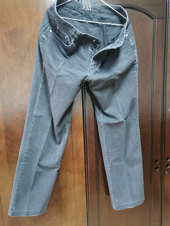 犀牛(PAT)男牛仔裤裤 全棉，黑色，九成...