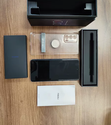 魅族18  12+256 送原装无线蓝牙耳...