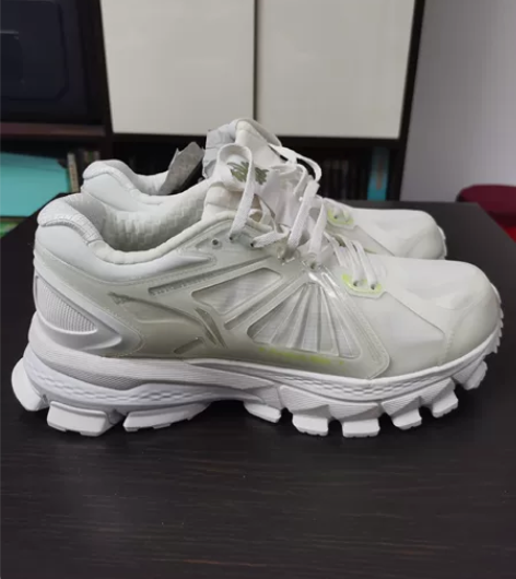 全新 李宁 烈骏 感兴趣的话点“我想要”和...
