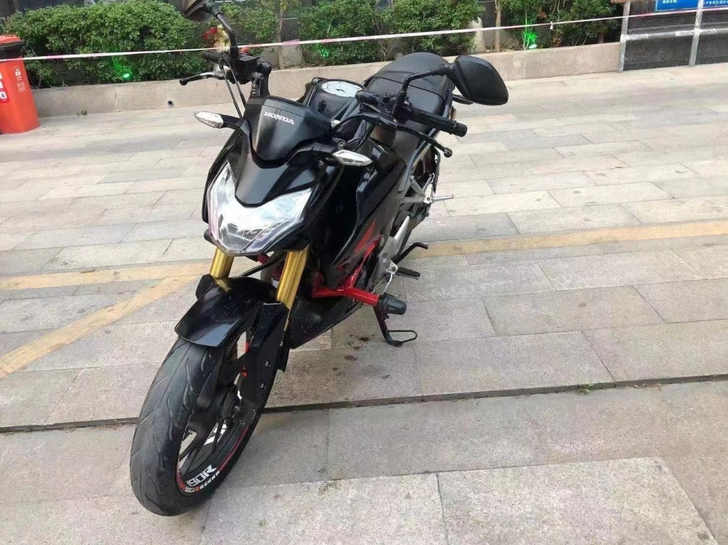 大量二手摩托车跑车批发！！！机车趴赛公路赛...