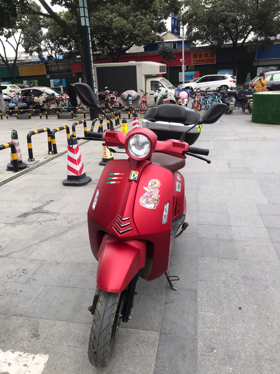 坤豪牌 国产踏板 仿的vespa946 国...