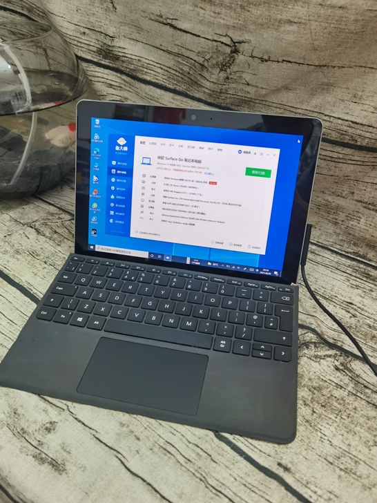 微软surface Go 二手 双核四线程...