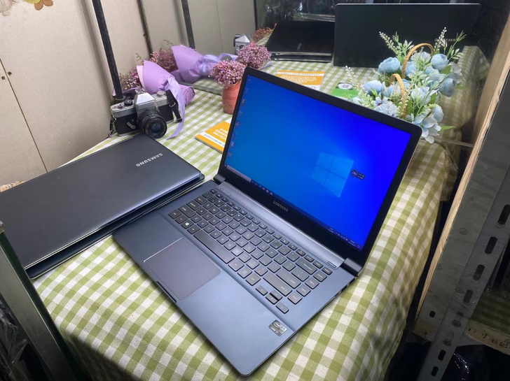15.6寸三星 i7 3537u/8/25...