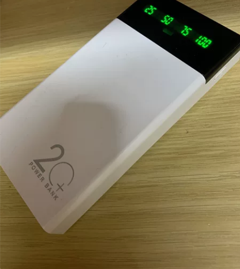 闲置充电宝低价出售，大容量两万毫安，充电提...