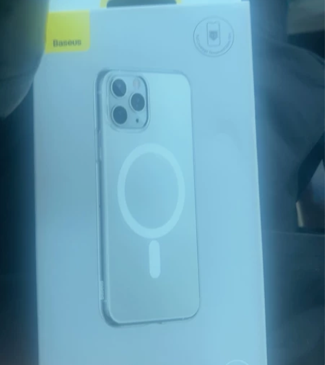 全新11 钢化膜和手机壳 倍思的 不发黄 ...