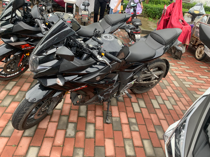 铃木GSX250 19年9月份私户  带a...