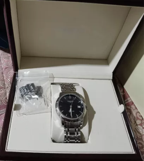 专柜大全套，浪琴手表，喜欢私聊，外地走验货...