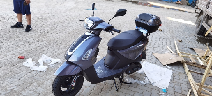 准新车2000公里,一手户,无倒无摔,车况...