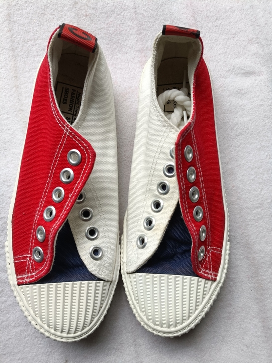 37码帆布鞋9成新