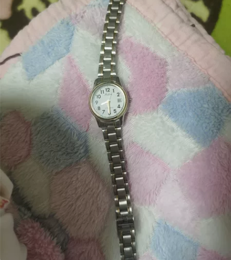 西铁城Q##amp；amp；Q手表，八成新...