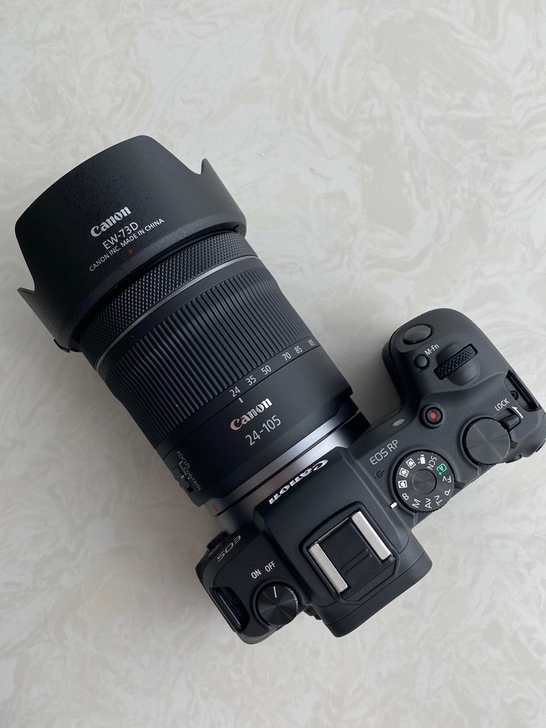 佳能 EOS RP  24-105。外观几...