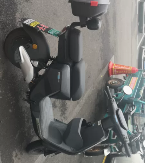 哈啰牌电动车，绿牌，48/24星恒锂电池，...