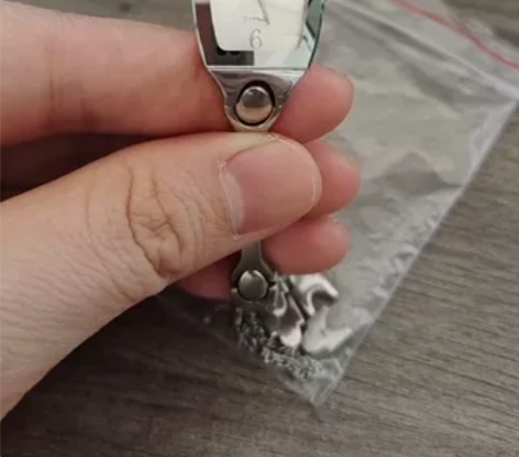 罗西尼女表,之前商场专柜买了八百多块,换了...