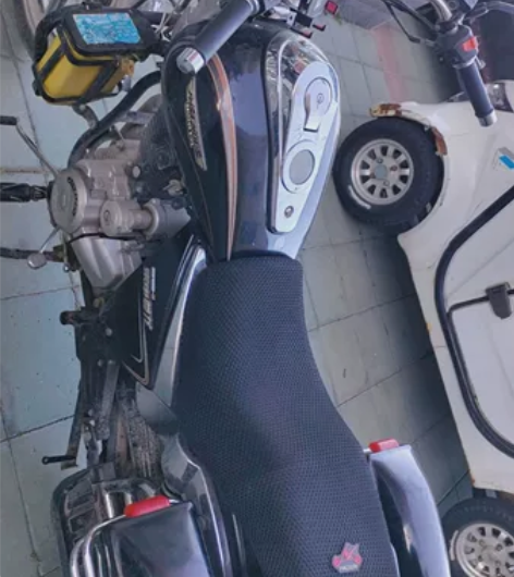 #宗申 宗申尊龙150摩托，17年上牌，公...