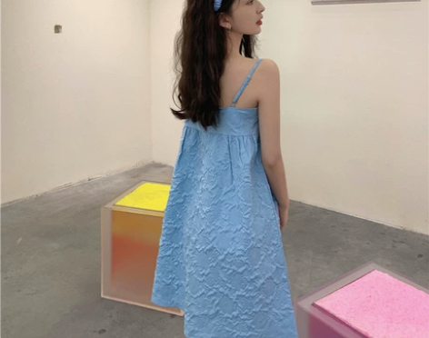 复古蓬蓬裙吊带连衣裙女夏季2021年新款裙...