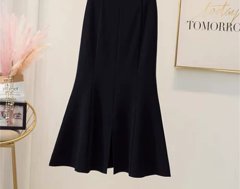 夏季高腰鱼尾裙 穿过一次洗过一次 不喜欢穿...