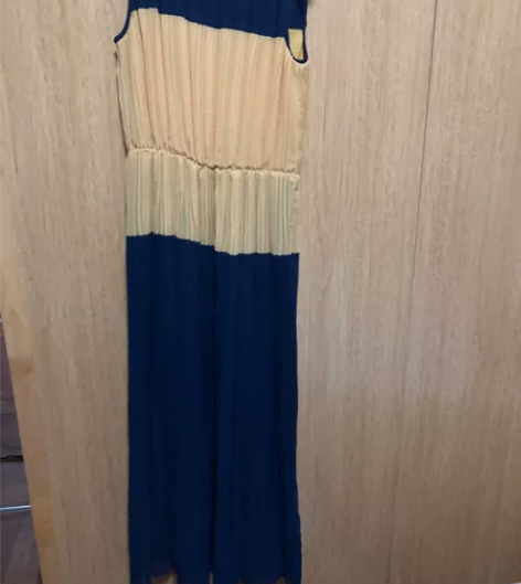 vero moda长裙穿过一两次 和别人撞...