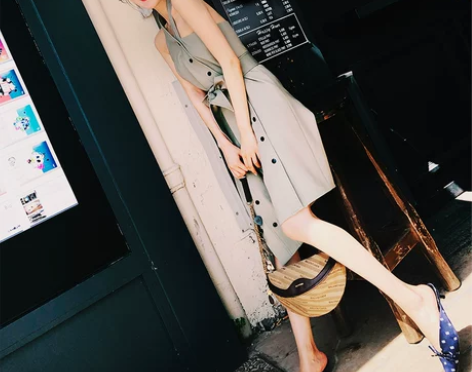 LIN2018春夏季新款裙子冷淡风极简挂脖...