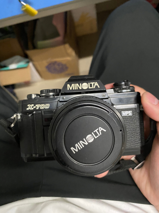 美能达x700，带一个自动过片器（装逼指数...