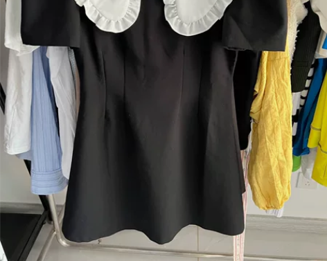 连身裙 娃娃领 全新 材质确实很好 版型无...