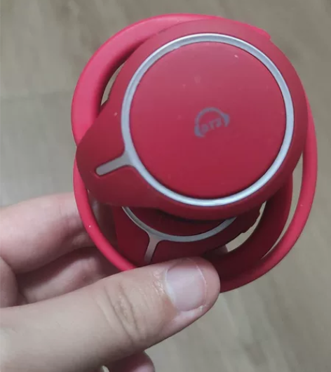 挂耳式运动耳机红色 可正常使用￥29