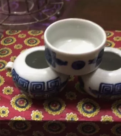 收藏老罐水鸟古龙 感兴趣的话点“我想要”和...