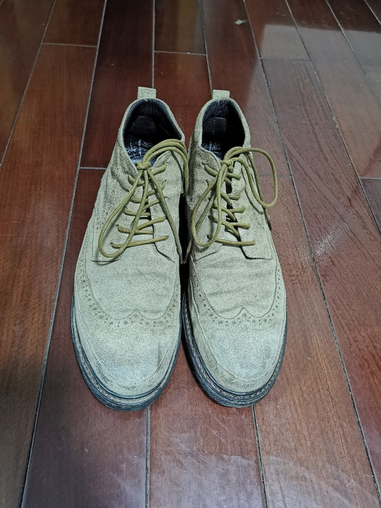 布洛克翻毛皮皮鞋